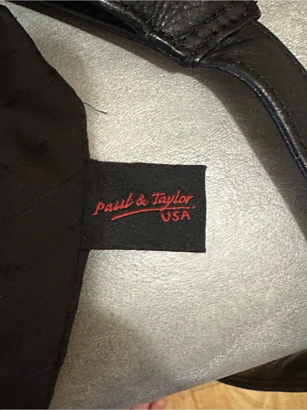 Paul & Taylor Black Leather Crossbody Shoulder Bag - Men os